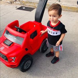 Meet your Posher, Josh